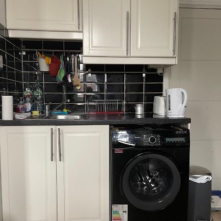 Studio Flat London Finchley Rd Nw11 Екстериор снимка