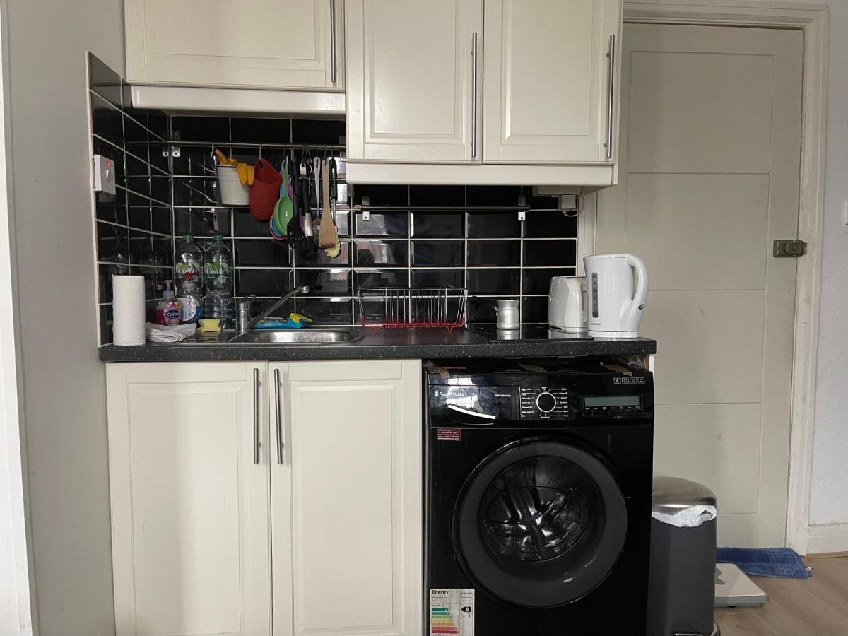 Studio Flat London Finchley Rd Nw11 Екстериор снимка